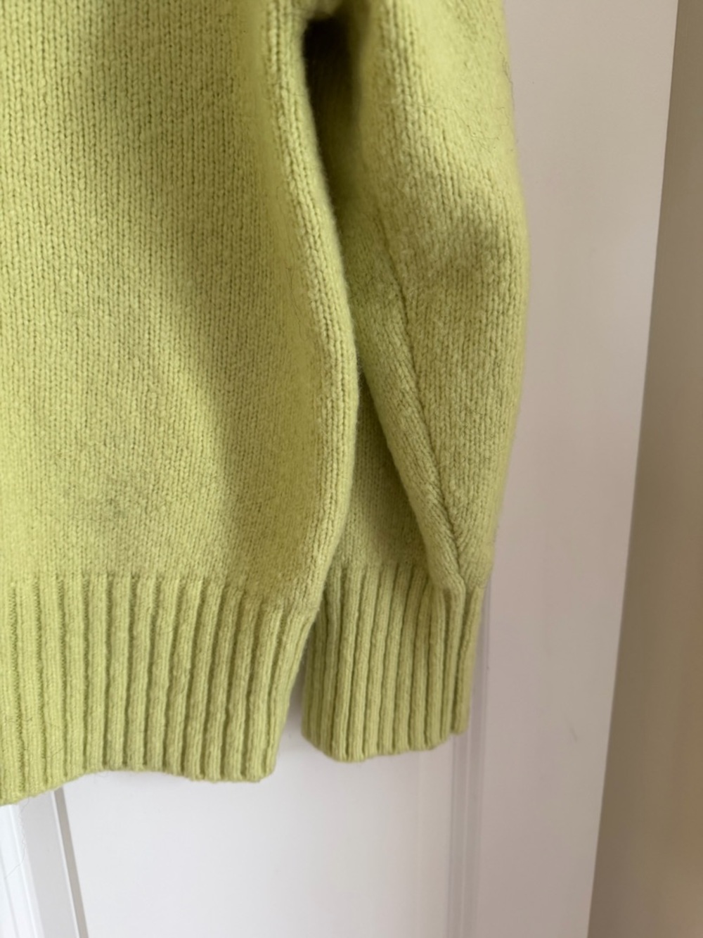 FAVORITE DAUGHTER The William Sweater in Citron Size Small - Picture 5 of 10